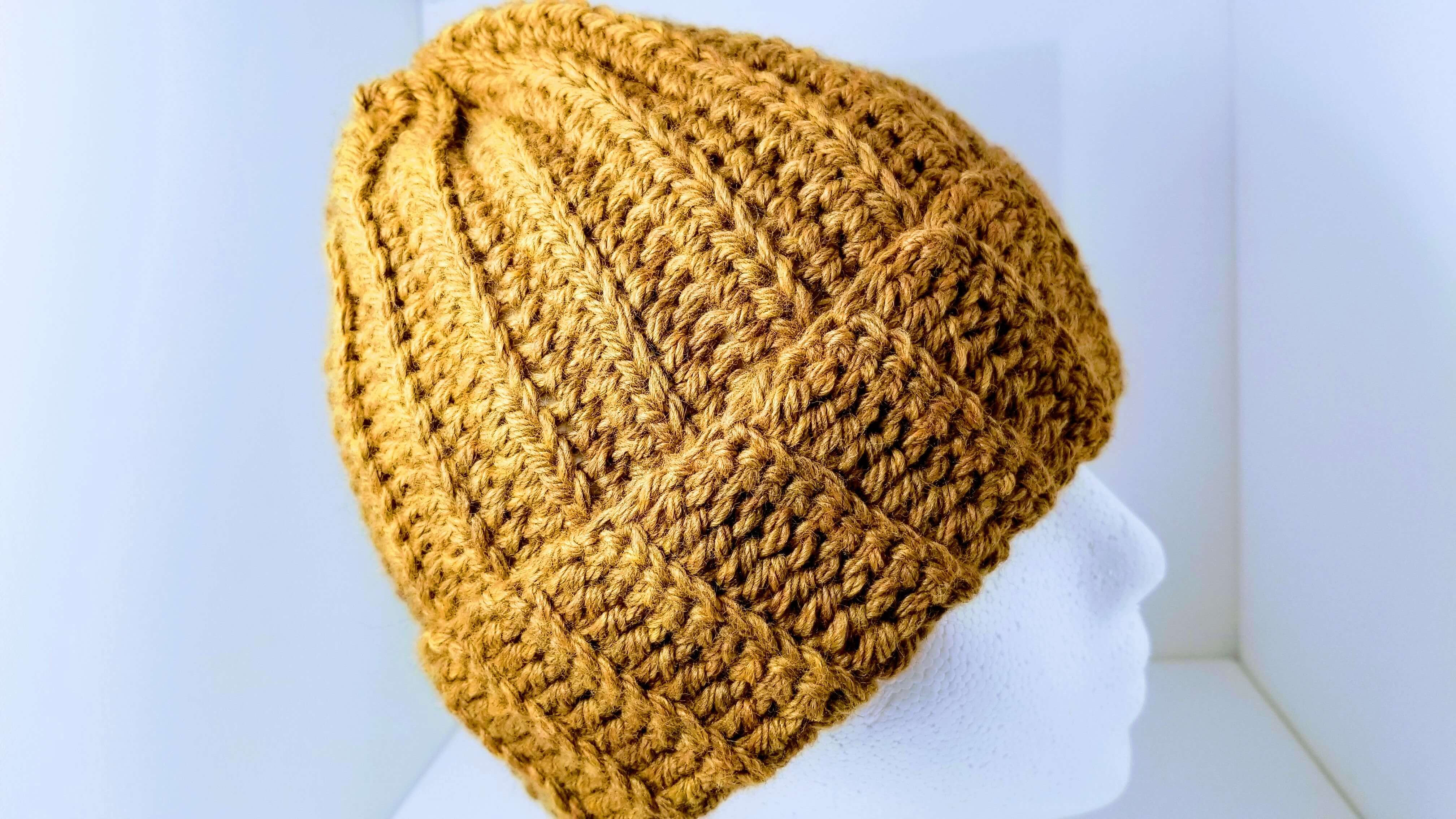 Sew-up Crochet Hat with only 2 stitches step by step